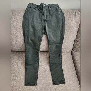 Hunter Green Pants